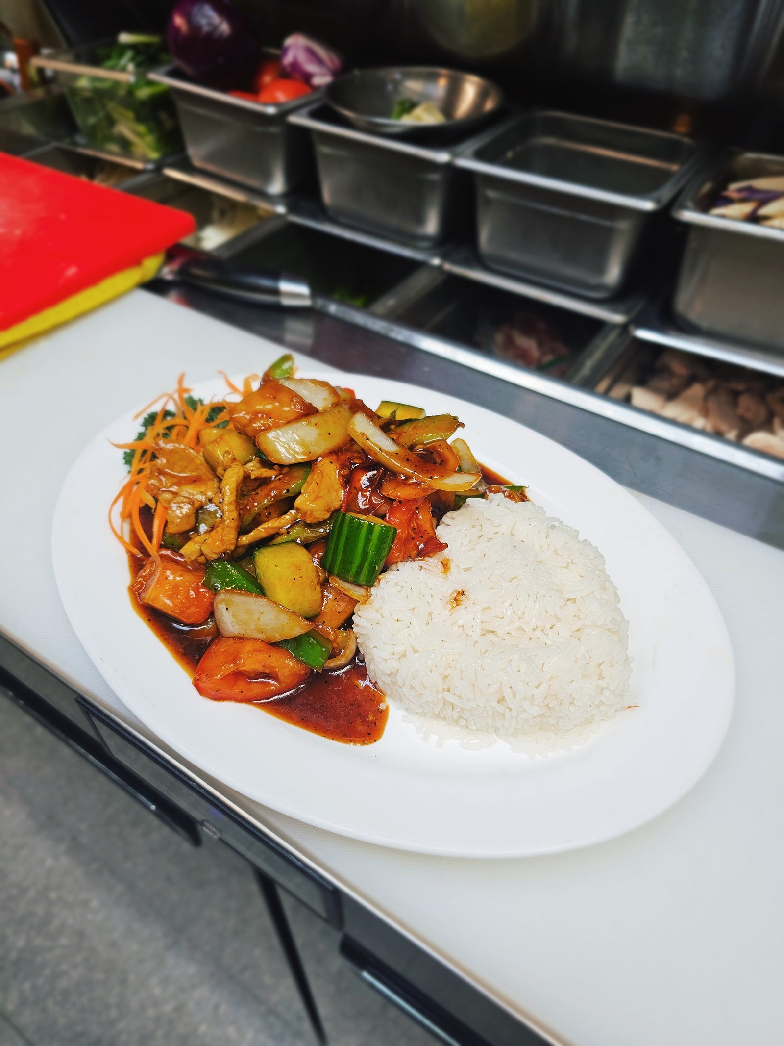 37. Moo Pad Preaw Wan